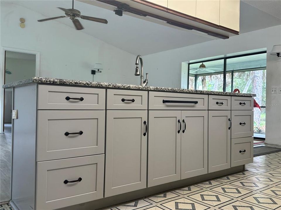 En Venta: $297,018 (2 camas, 2 baños, 1290 Pies cuadrados)