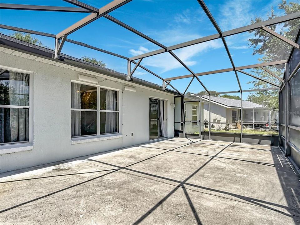 En Venta: $359,000 (4 camas, 2 baños, 1481 Pies cuadrados)