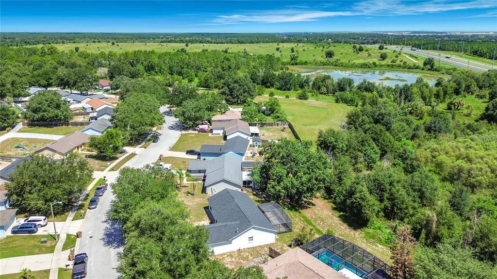 En Venta: $359,000 (4 camas, 2 baños, 1481 Pies cuadrados)