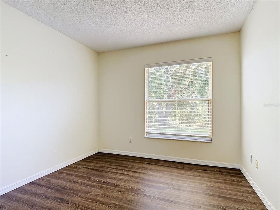 En Venta: $359,000 (4 camas, 2 baños, 1481 Pies cuadrados)