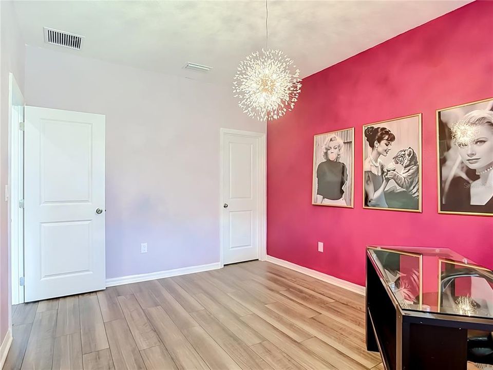 For Sale: $615,000 (5 beds, 4 baths, 3689 Square Feet)
