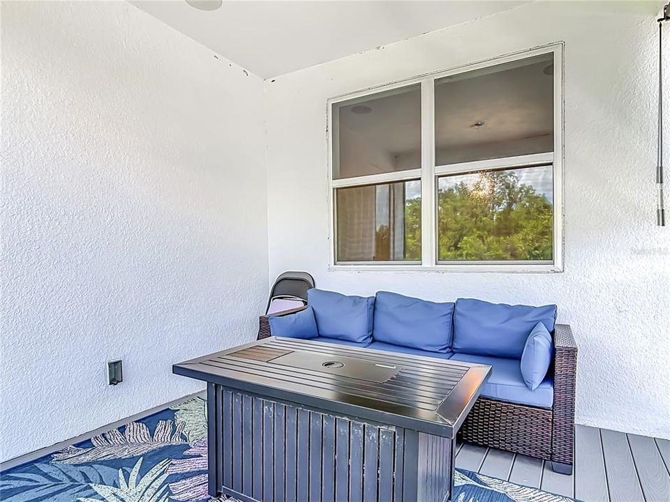 For Sale: $615,000 (5 beds, 4 baths, 3689 Square Feet)