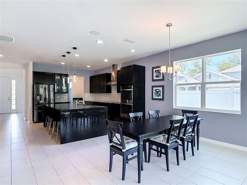 For Sale: $615,000 (5 beds, 4 baths, 3689 Square Feet)