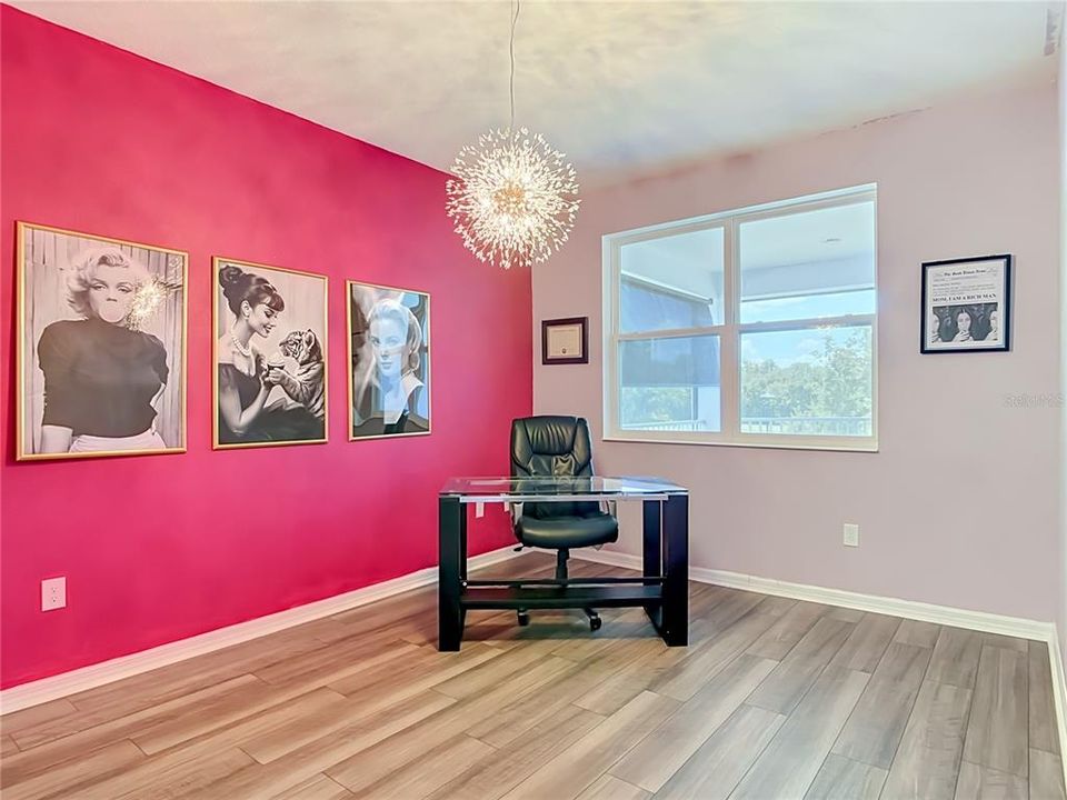 For Sale: $615,000 (5 beds, 4 baths, 3689 Square Feet)