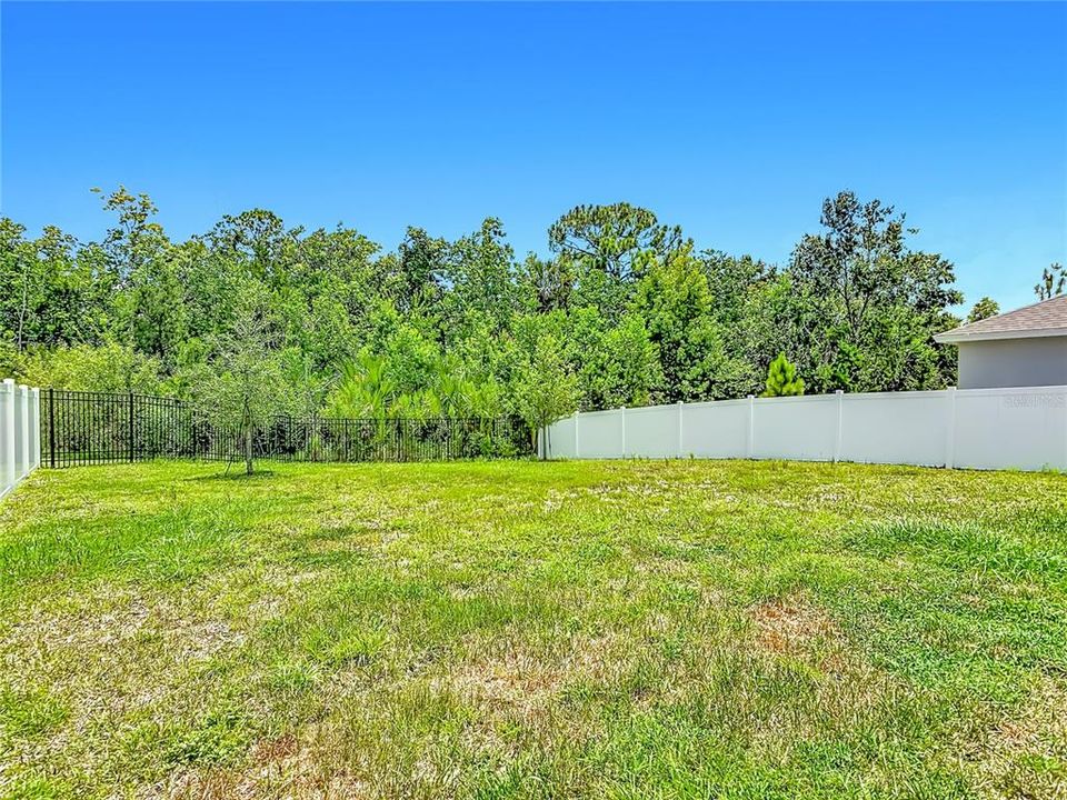 For Sale: $615,000 (5 beds, 4 baths, 3689 Square Feet)
