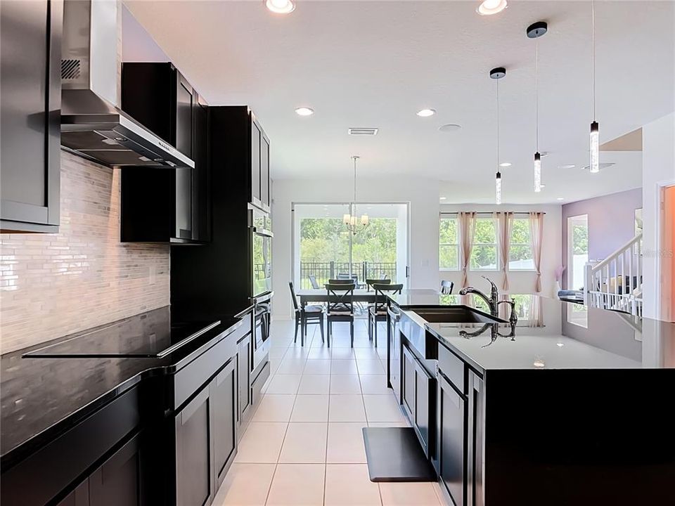 For Sale: $615,000 (5 beds, 4 baths, 3689 Square Feet)