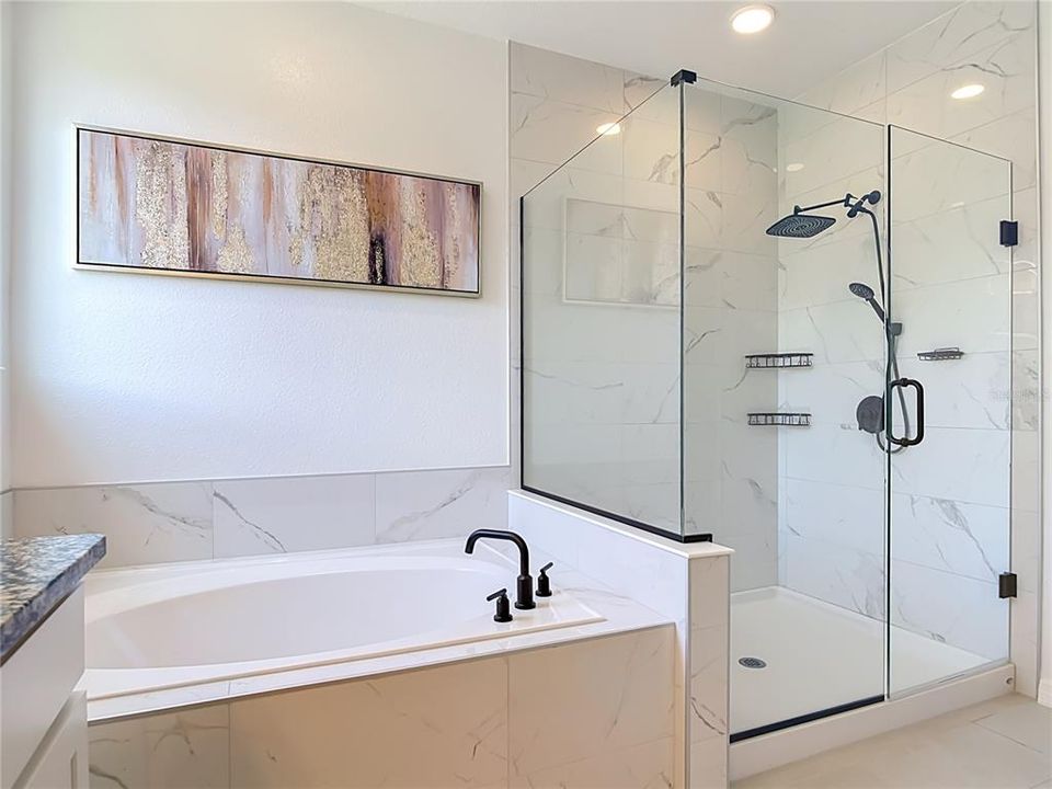 For Sale: $615,000 (5 beds, 4 baths, 3689 Square Feet)