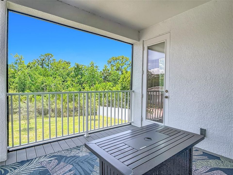 For Sale: $615,000 (5 beds, 4 baths, 3689 Square Feet)
