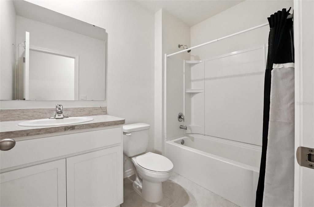 В аренду: $2,300 (3 спален, 2 ванн, 1666 Квадратных фут)