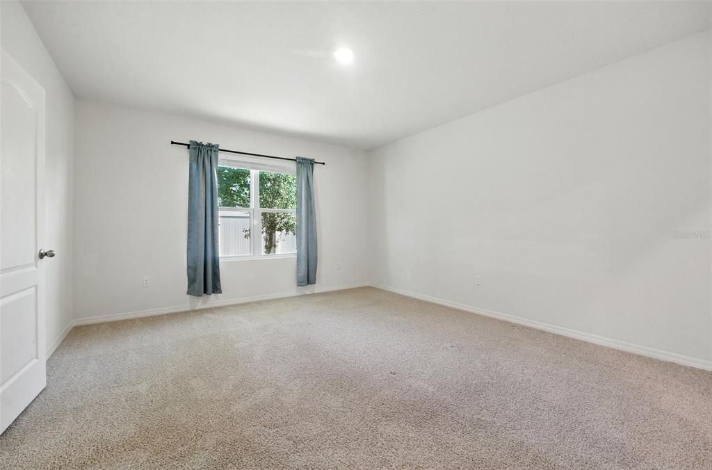 В аренду: $2,300 (3 спален, 2 ванн, 1666 Квадратных фут)
