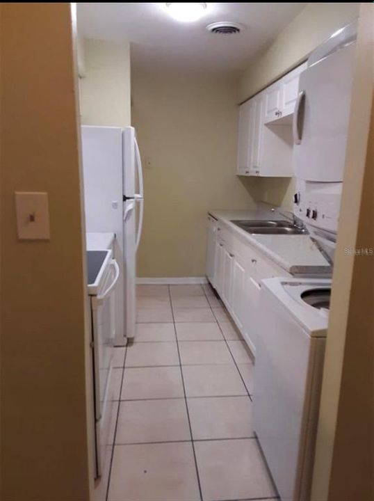 For Rent: $1,465 (2 beds, 1 baths, 704 Square Feet)