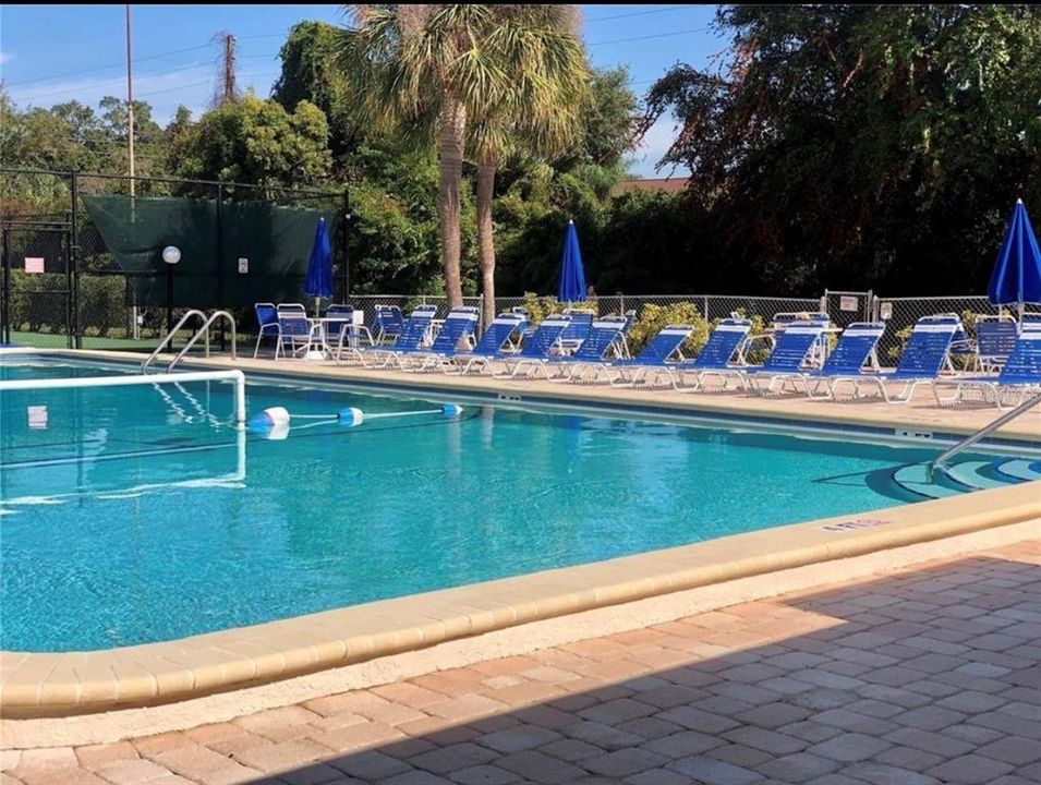 For Rent: $1,465 (2 beds, 1 baths, 704 Square Feet)