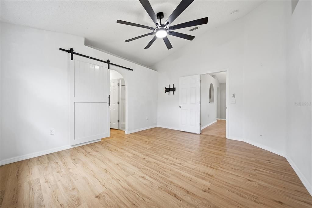 В аренду: $2,450 (3 спален, 2 ванн, 1292 Квадратных фут)