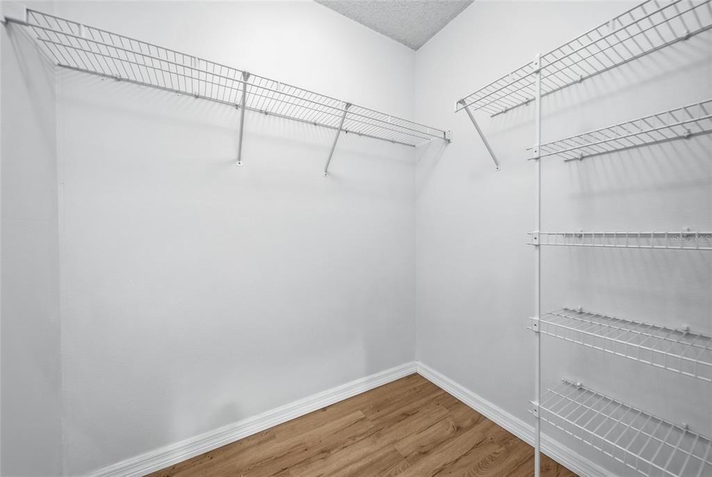 В аренду: $2,450 (3 спален, 2 ванн, 1292 Квадратных фут)