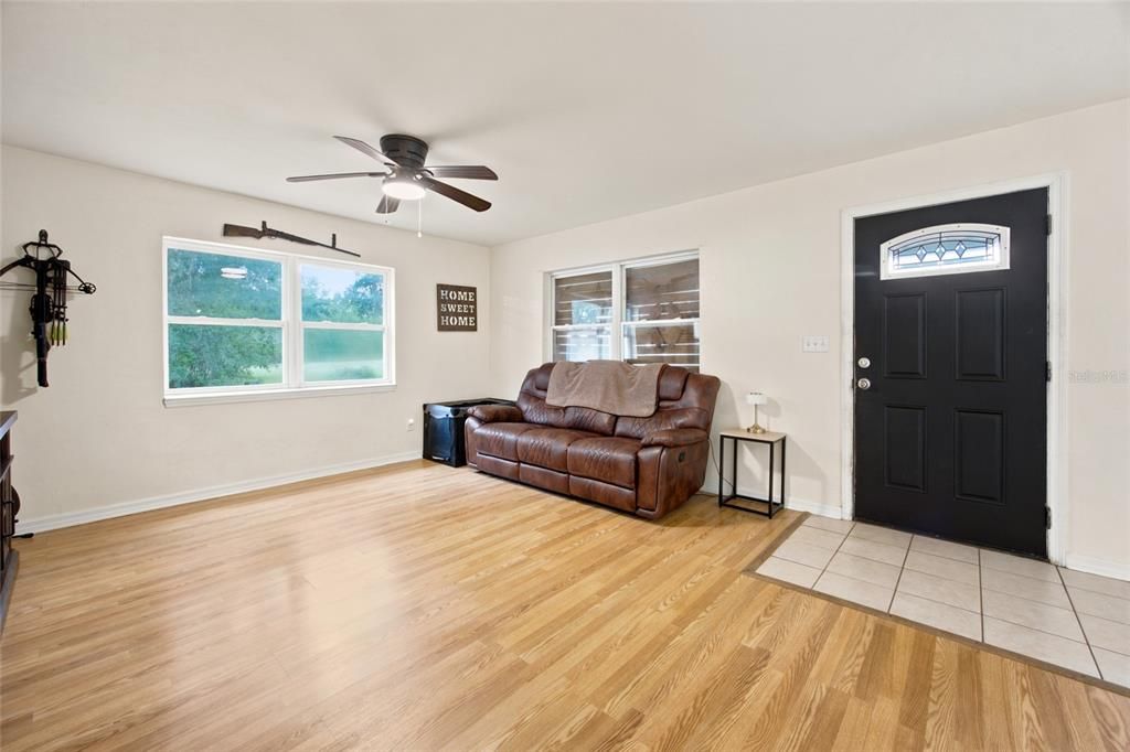 En Venta: $249,999 (2 camas, 1 baños, 1008 Pies cuadrados)