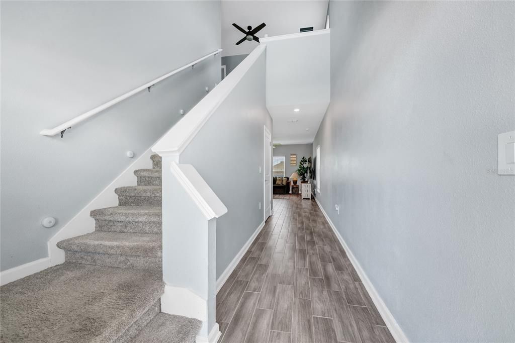 En Venta: $385,000 (4 camas, 2 baños, 1871 Pies cuadrados)