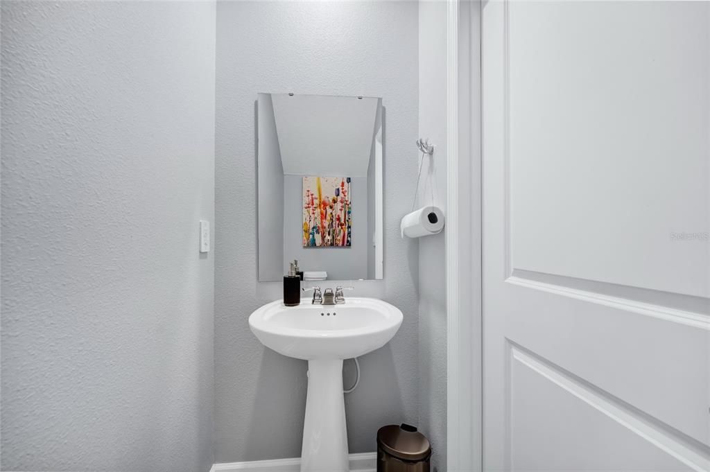 En Venta: $385,000 (4 camas, 2 baños, 1871 Pies cuadrados)