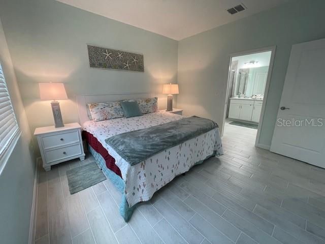 В аренду: $2,600 (2 спален, 2 ванн, 1308 Квадратных фут)