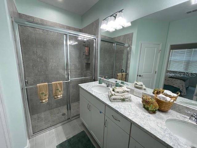В аренду: $2,600 (2 спален, 2 ванн, 1308 Квадратных фут)