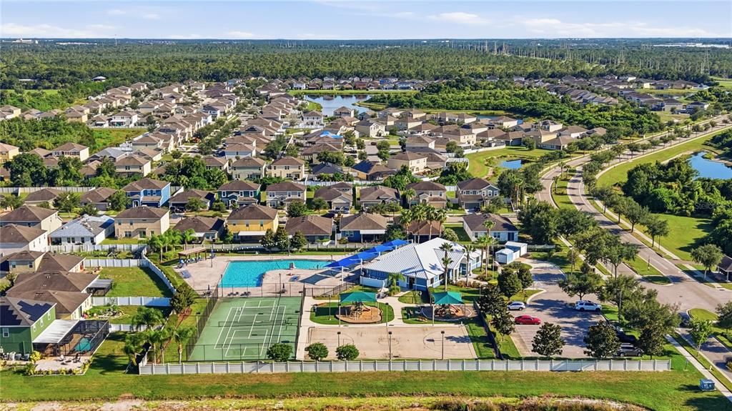 На продажу: $359,900 (5 спален, 3 ванн, 2674 Квадратных фут)