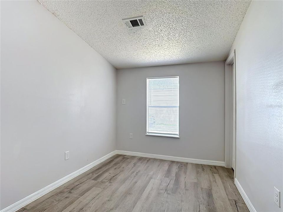 En Venta: $239,000 (3 camas, 2 baños, 1140 Pies cuadrados)