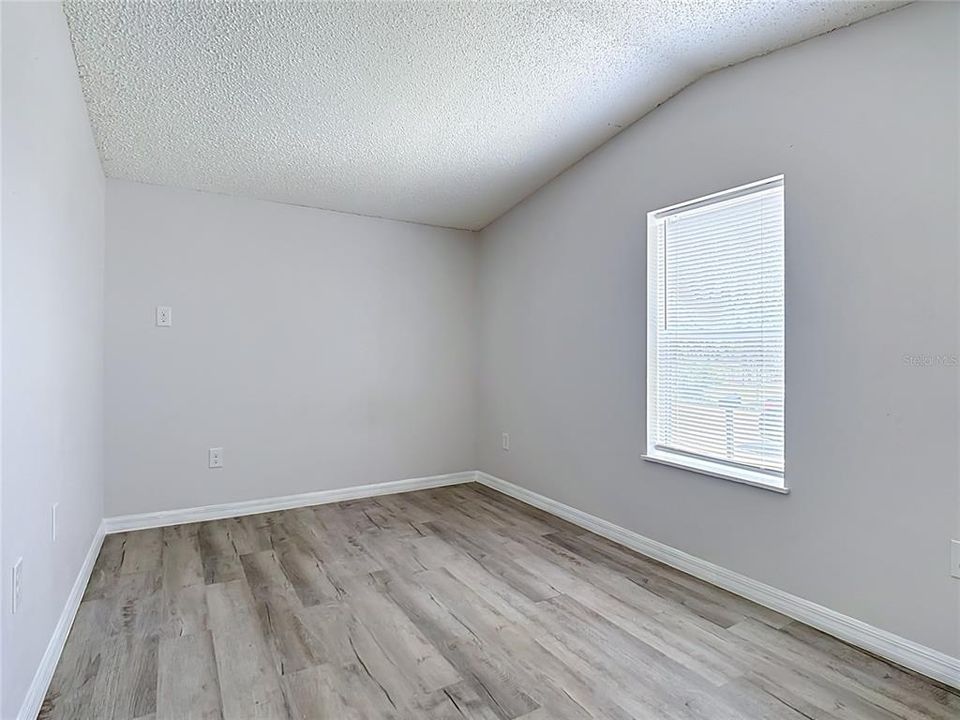En Venta: $239,000 (3 camas, 2 baños, 1140 Pies cuadrados)