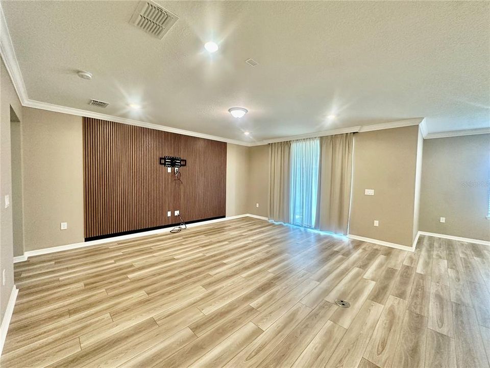 На продажу: $395,000 (5 спален, 3 ванн, 2622 Квадратных фут)
