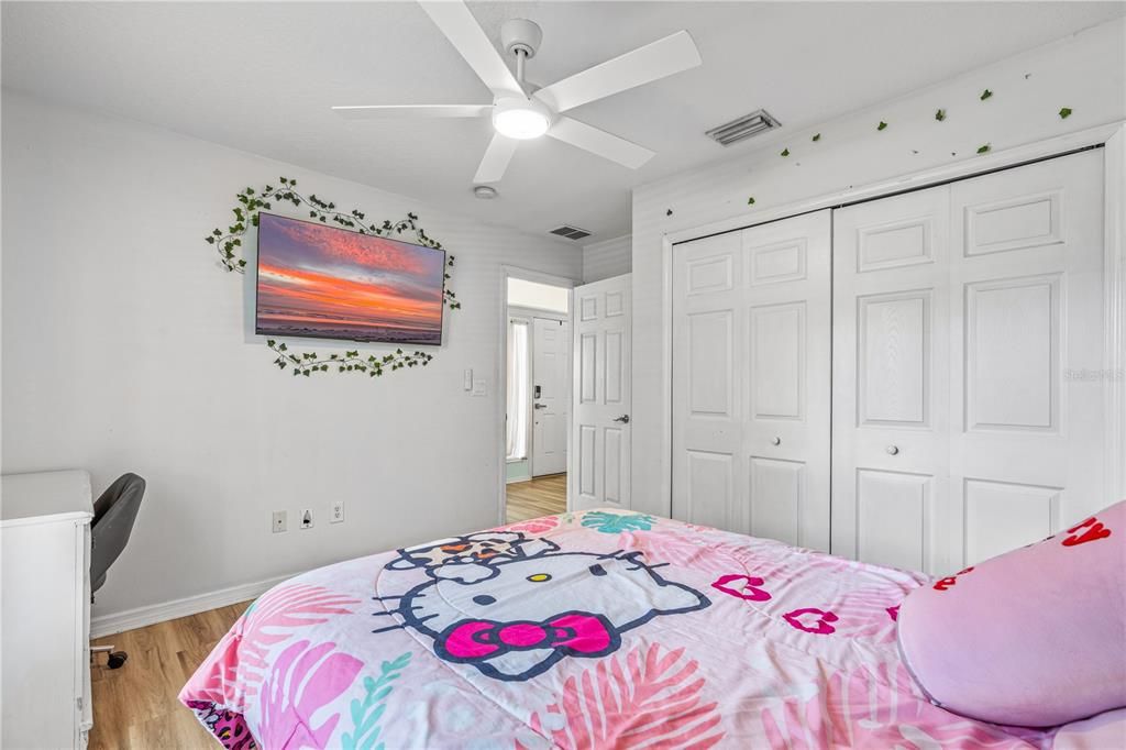 For Sale: $379,900 (3 beds, 2 baths, 1665 Square Feet)