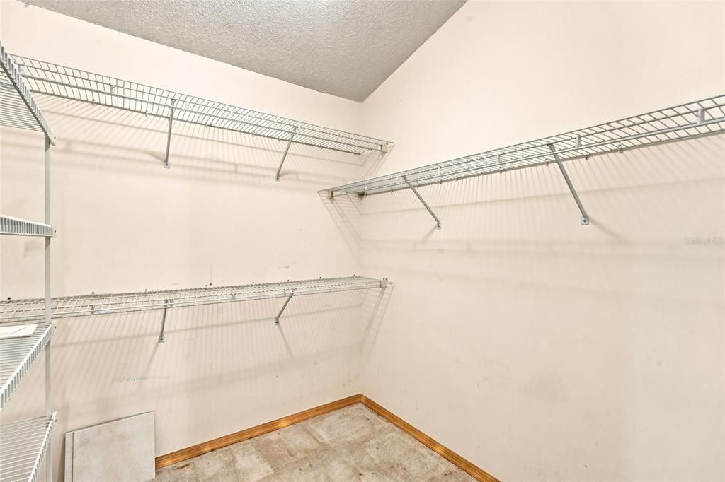 На продажу: $349,900 (4 спален, 2 ванн, 2313 Квадратных фут)