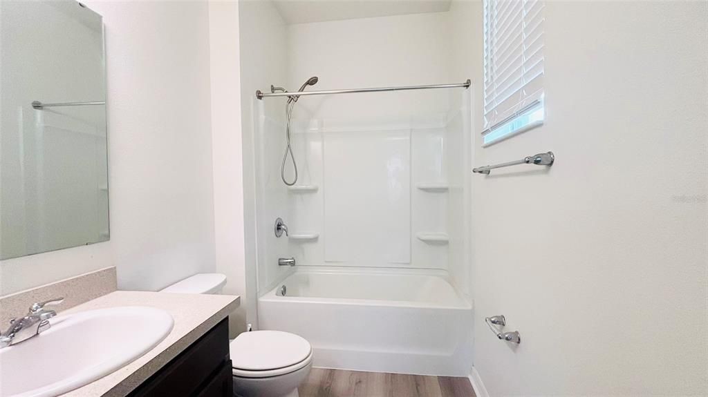 В аренду: $2,350 (4 спален, 3 ванн, 2333 Квадратных фут)