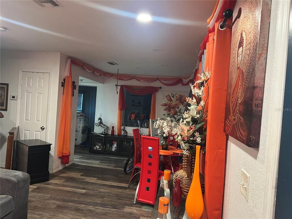 En Venta: $240,000 (2 camas, 1 baños, 960 Pies cuadrados)