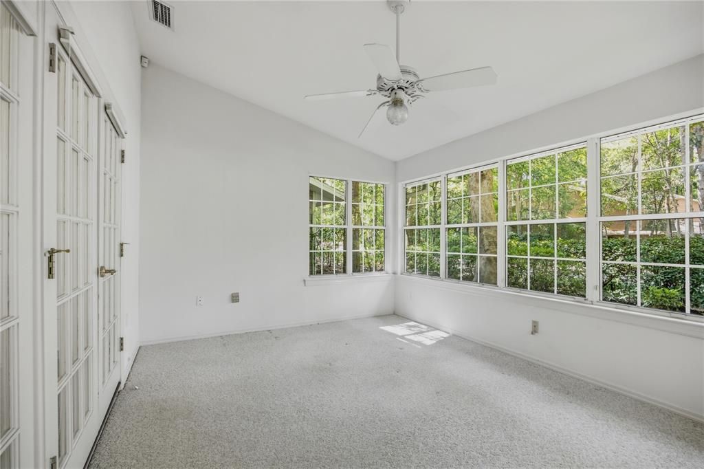 En Venta: $300,000 (3 camas, 2 baños, 1857 Pies cuadrados)