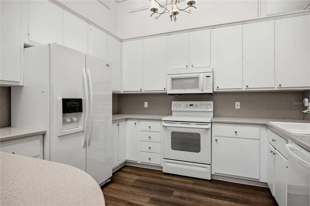 En Venta: $300,000 (3 camas, 2 baños, 1857 Pies cuadrados)
