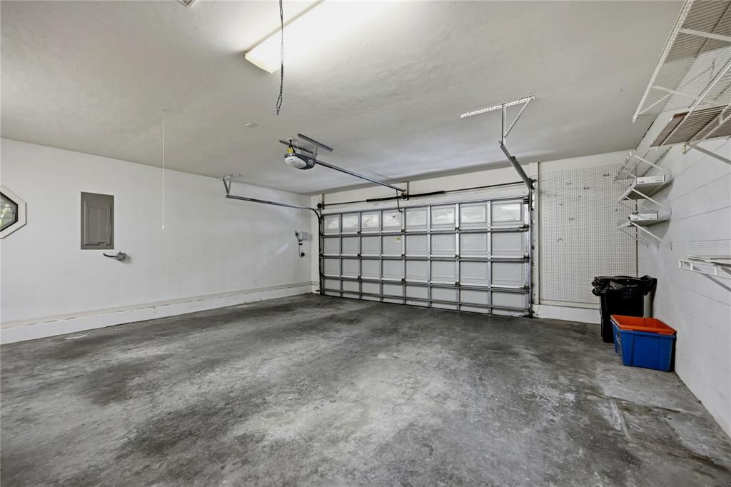 En Venta: $300,000 (3 camas, 2 baños, 1857 Pies cuadrados)