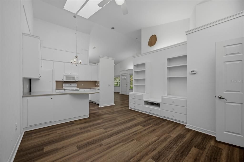 En Venta: $300,000 (3 camas, 2 baños, 1857 Pies cuadrados)