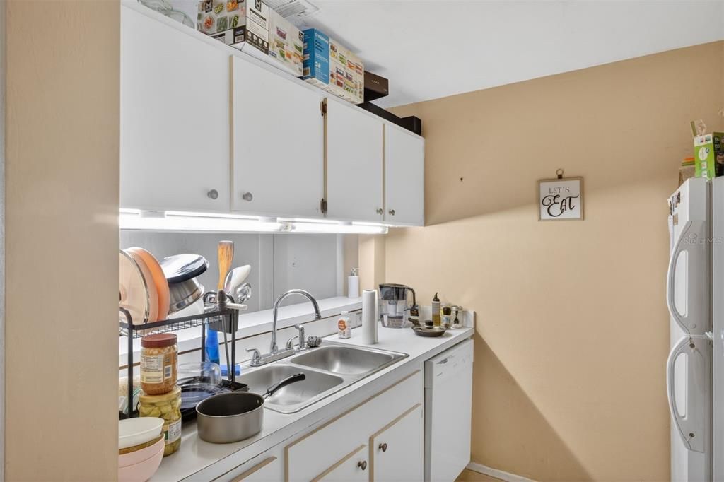 В аренду: $500 (1 спален, 1 ванн, 1177 Квадратных фут)