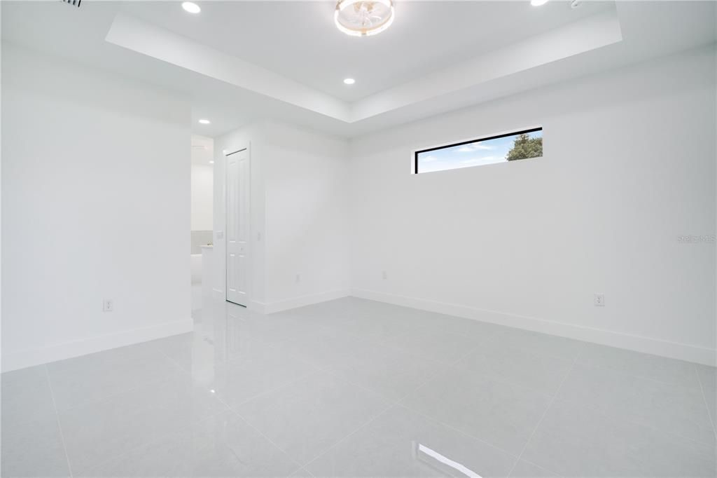 На продажу: $425,000 (4 спален, 2 ванн, 1783 Квадратных фут)