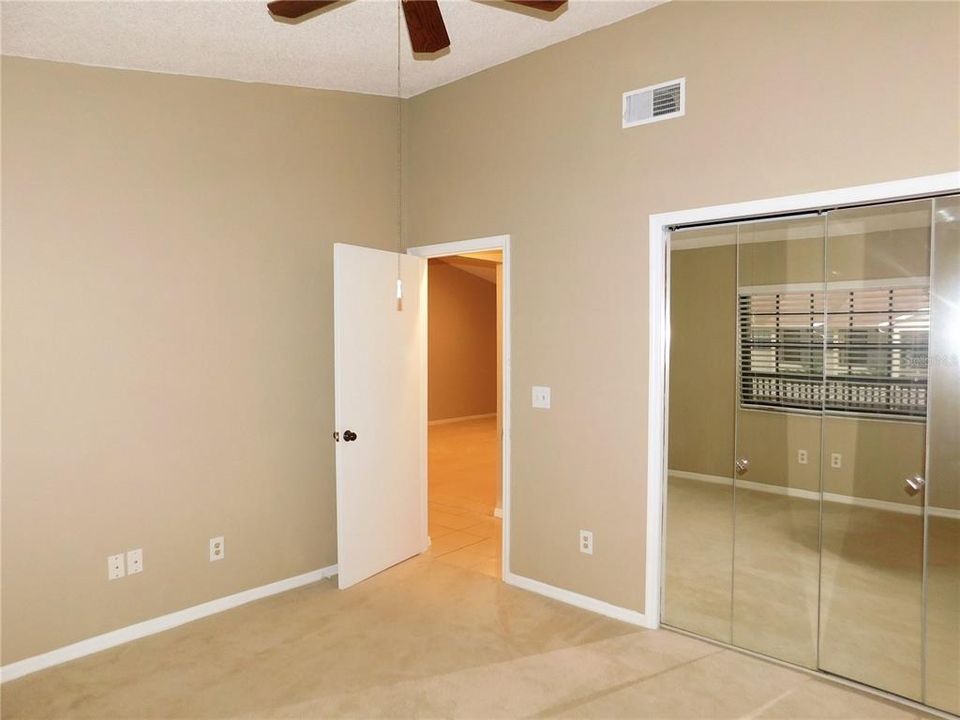 For Rent: $1,900 (2 beds, 2 baths, 980 Square Feet)