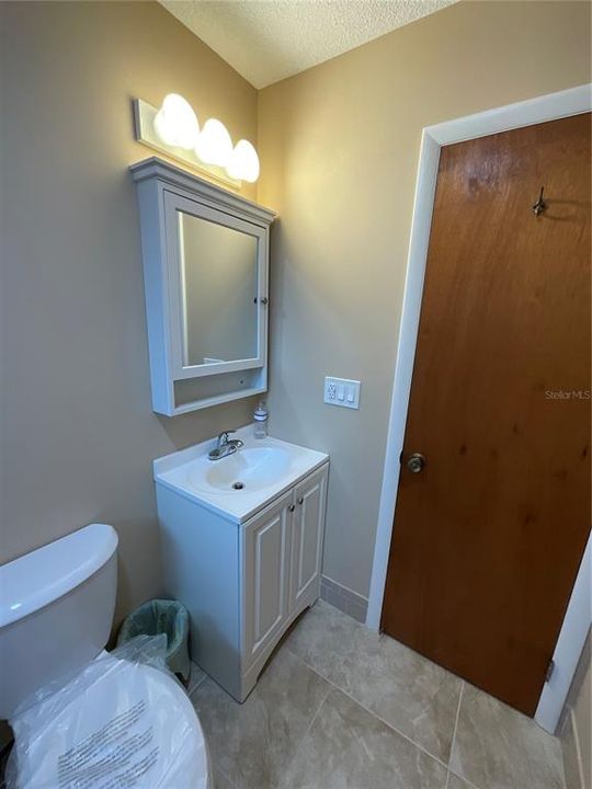 В аренду: $1,700 (3 спален, 2 ванн, 1257 Квадратных фут)