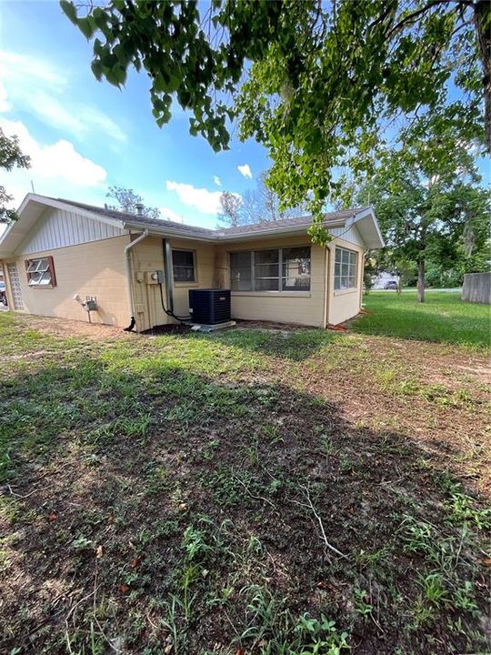 В аренду: $1,700 (3 спален, 2 ванн, 1257 Квадратных фут)
