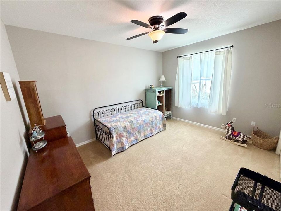 En Venta: $427,000 (3 camas, 2 baños, 2228 Pies cuadrados)