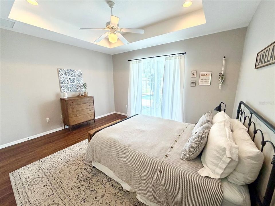 En Venta: $427,000 (3 camas, 2 baños, 2228 Pies cuadrados)