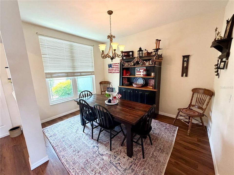 En Venta: $427,000 (3 camas, 2 baños, 2228 Pies cuadrados)
