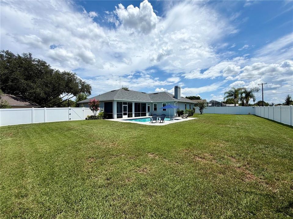 En Venta: $427,000 (3 camas, 2 baños, 2228 Pies cuadrados)
