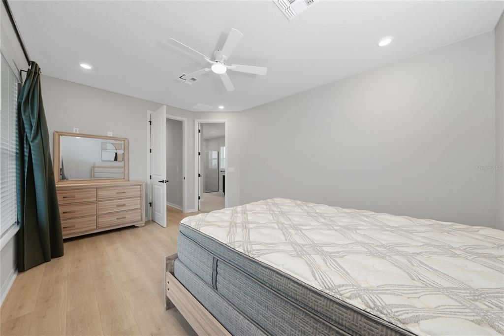 В аренду: $2,900 (3 спален, 2 ванн, 1626 Квадратных фут)