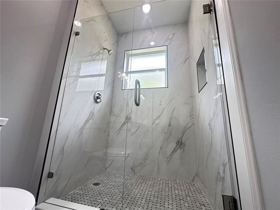 На продажу: $315,000 (3 спален, 2 ванн, 1359 Квадратных фут)