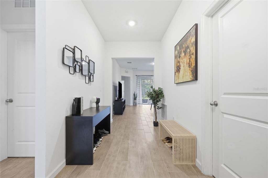 В аренду: $2,300 (4 спален, 2 ванн, 1758 Квадратных фут)