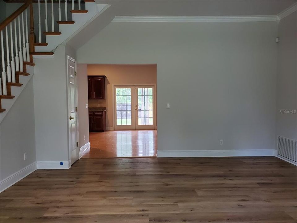 В аренду: $4,500 (5 спален, 4 ванн, 3961 Квадратных фут)