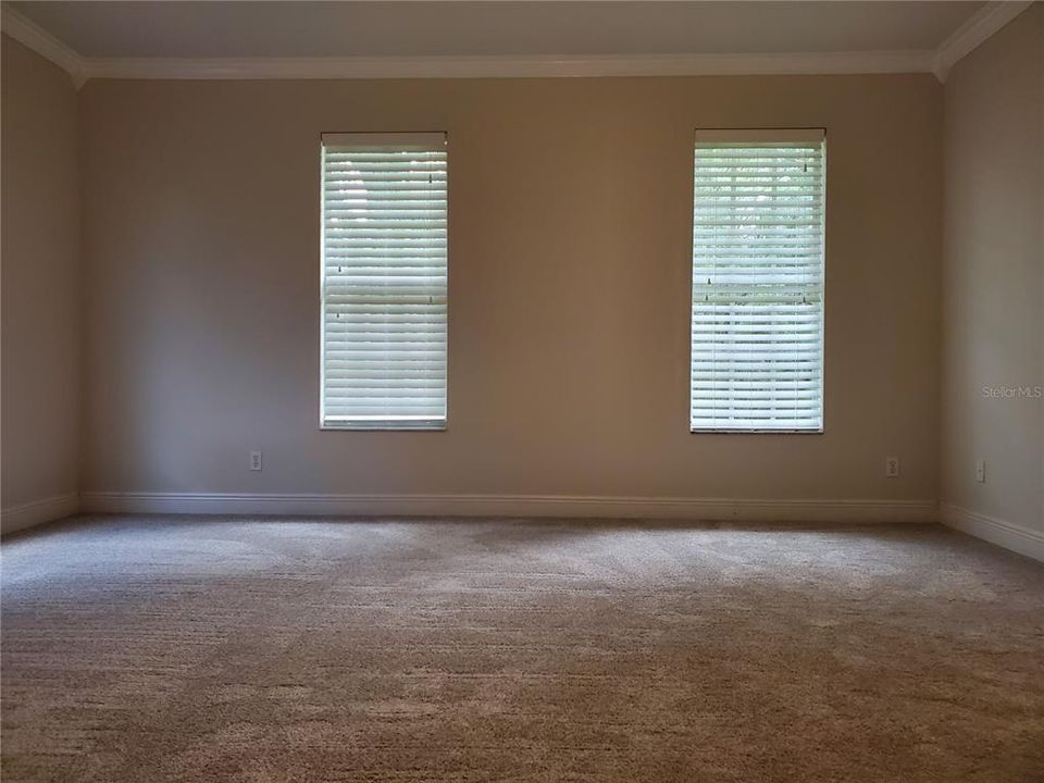 В аренду: $4,500 (5 спален, 4 ванн, 3961 Квадратных фут)