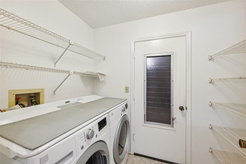 En Venta: $190,000 (2 camas, 2 baños, 1271 Pies cuadrados)